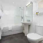 Burn Garden - On Windermere 4*