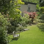 Отель Burn Garden - On Windermere