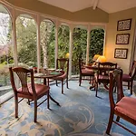 Burn Garden - On Windermere Отель Боунес-он-Уиндермер