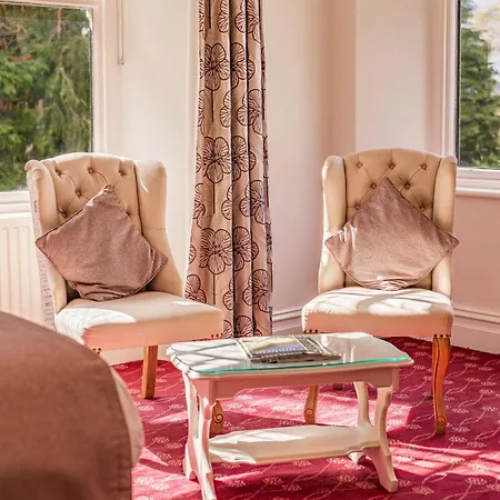 호텔 Burn Garden - On Windermere 4*