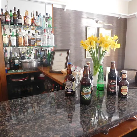 Burn Garden - On Windermere 4* 보우네스온윈더미어