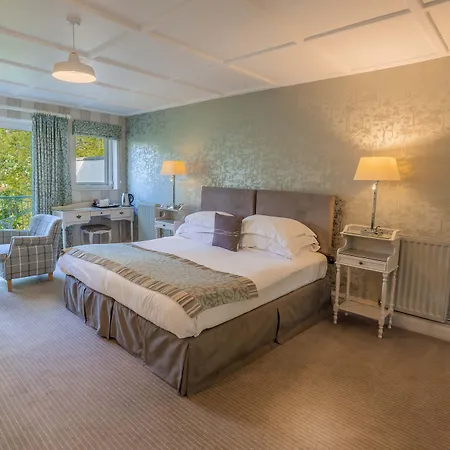 Burn Garden - On Windermere 4*