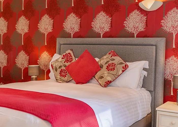 Burn Garden - On Windermere 4*