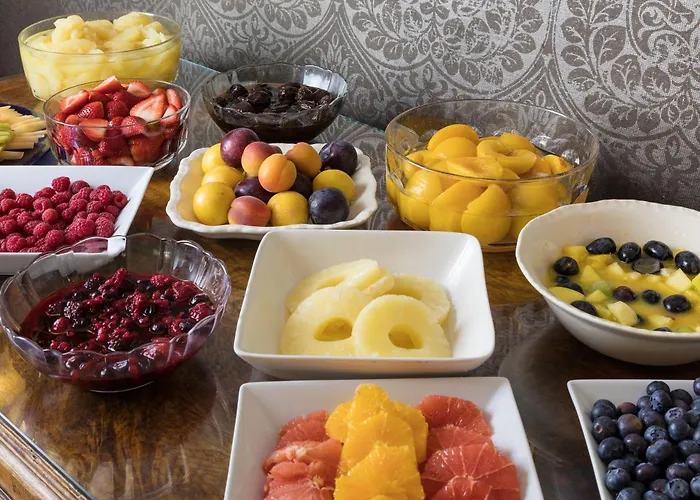 Burn Garden - On Windermere ボウネス＝オン＝ウィンダミア